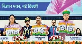 स्वावलंबी व सशक्त नारी से ही बनेगा विकसित भारत: मुर्मु
