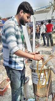 हल्दी की सूखी पत्तियां भी बड़े काम की, इसके तेल से मर जाएंगे मच्छर