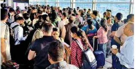 400 से अधिक उड़ानों में देरी से परेशान हए यात्री