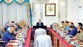 पाक ने दी परमाणु हथियारों की गीदड़ भभकी