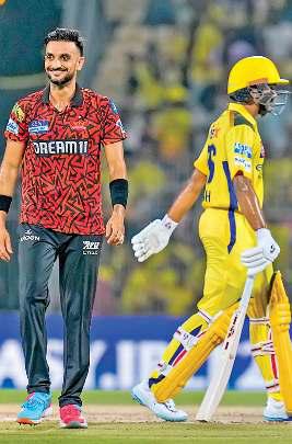 बेपटरी हुई चेन्नई एक्सप्रेस