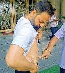 भाजपा नेता से थाने में मारपीट के आरोप में दारोगा और दो सिपाही किए गए सस्पेंड