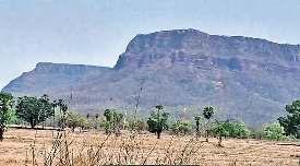 12 किमी चढ़ाई कर पहाड़ी की चोटी पर पहुंचे जवान