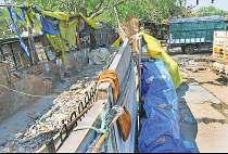 30 साल वसूला चालान फिर भी तोड़ दिया फिश मार्केट