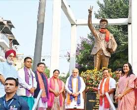 नौ फीट ऊंची बोडोफा उपेंद्रनाथ की प्रतिमा का किया गया अनावरण