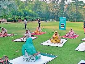 नियमित करें योग, बचें मोटापे और बीमारियों से