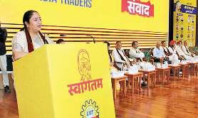 व्यापारियों को बेवजह तंग किया गया तो अधिकारियों की खैर नहीं: रेखा गुप्ता