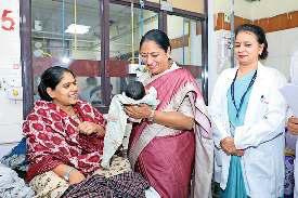 एक अगस्त तक पूरा हो ट्रामा सेंटर का निर्माण: रेखा गुप्ता