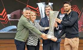 युनाइटेड-टाटनहम में प्रतिष्ठा की लड़ाई