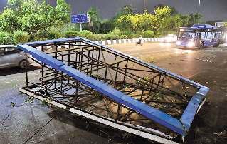 एनसीआर में आंधी-वर्षा से छह की मौत