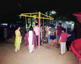 एमसीडी पार्क में करंट लगने से बच्चे की मौत