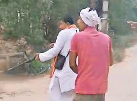 बिहार में पुरानी रंजिश और बालू गिराने के विवाद में तीन की हत्या