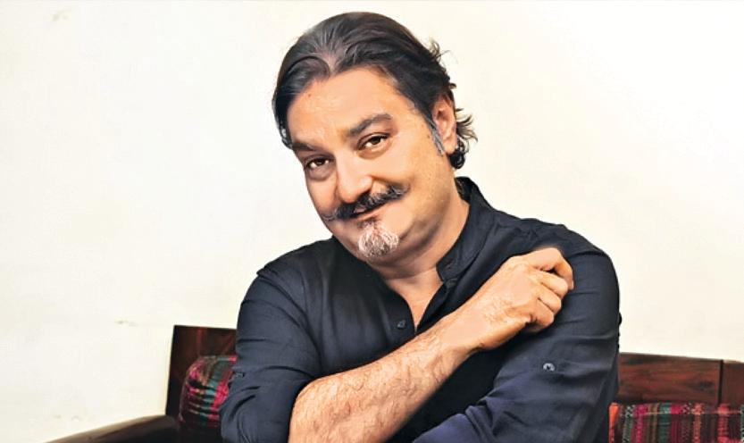 कलाकार अनाड़ी और नौसिखिया होते हैं: