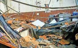आंधी व वर्षा में गिरी एसीपी कार्यालय की छत, मलबे में दबकर उपनिरीक्षक की मौत