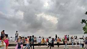 छाई बरखा बहार, पड़े अंगना फुहार... दो सप्ताह पहले ही महाराष्ट्र पहुंचा मानसून