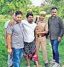 सिपाही हत्याकांड के दो आरोपित मुठभेड़ के बाद पकड़े