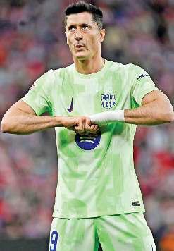 लेवांडोवस्की के दो गोल से जीता बार्सिलोना