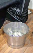 अंपायर कक्ष में पानी टपकने से किरकिरी