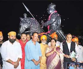 महाराणा प्रताप की नई प्रतिमा का सीएम ने किया अनावरण