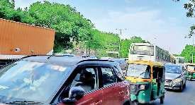 आउटर रिंग रोड ढाई घंटे तक जाम, ढाई किमी की दूरी में नहीं दिखे ट्रैफिक जवान