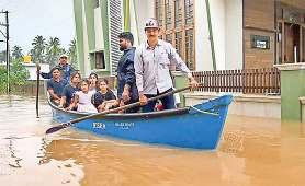 कर्नाटक में मूसलधार बारिश और भूस्खलन, छह की मौत