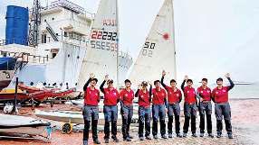 महिला दल ने 4,000 समुद्री मील की यात्रा पूरी की