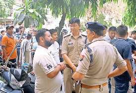 मकान में बुलाकर मनी एक्सचेंज व्यापारी की गोली मारकर हत्या