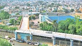 पिछले पांच वर्षों में भोपाल में बने तीन पुलों में डिजाइन की खामियां