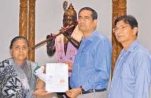बांकेबिहारी मंदिर गलियारा की दिशा में बढ़े कदम