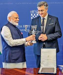 भारत-क्रोएशिया ने कहा, ध्वस्त होना चाहिए आतंकी वित्तपोषण का नेटवर्क