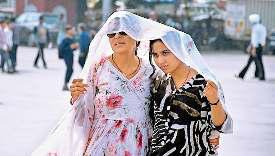 दिल्ली में रही उमस भरी गर्मी, आज हो सकती है मध्यम वर्षा