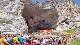 चार दिन में 50 हजार श्रद्धालुओं ने किए हिमलिंग के दर्शन