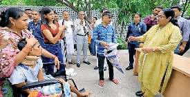 सीएम से बोले लोग- टूटी सड़कें, पेयजल व्यवस्था हो ठीक, बेहतर इलाज भी मिले