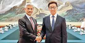 'विवाद में नहीं बदलने चाहिए भारत-चीन के बीच मतभेद'