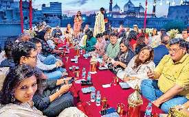 संस्कृति के इंजन में यादें और परंपरा