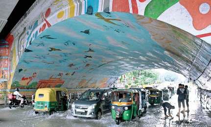 दिल्ली के जलभराव को चाहिए मिंटो ब्रिज और ओल्ड राजेंद्र नगर जैसा ही समाधान