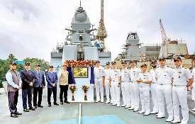 नौसेना को मिला एडवांस गाइडेड मिसाइल युद्धपोत 'हिमगिरि'