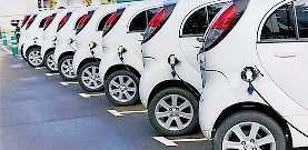 दिल्ली में सब्सिडी बंद होने से गिर रहा इलेक्ट्रिक वाहनों का पंजीकरण