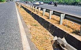 दिल्ली-गुरुग्राम एक्सप्रेसवे पर कंक्रीट की दीवार से बचेंगी जिंदगियां