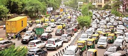 मोदी मिले से नेहरू प्लेस आने व जाने वाले मार्ग पर जाम से परेशान रहे लोग