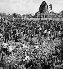 कुबेरेश्वर धाम में तीसरे दिन भी दो श्रद्धालुओं की मौत