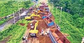 झारखंड में दो मालगाड़ियां दुर्घटनाग्रस्त, 22 डिब्बे हुए क्षतिग्रस्त, 34 ट्रेनें रद