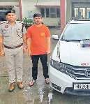 गुरुग्राम पुलिस ने पकड़ा 12वीं पास फर्जी आईएएस