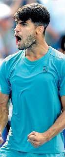 अलकराज की संघर्षपूर्ण जीत पेगुला और ज्वेरेव भी आगे बढ़े