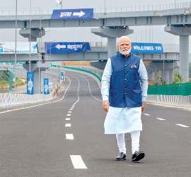 दिल्ली को बनाएंगे विकास का माडल: मोदी