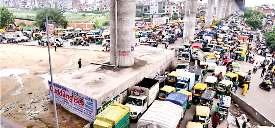 खजूरी चौक के जाम पर लगाम नहीं लगा पाया एनएचएआइ