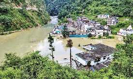 हर्षिल के बाद उत्तरकाशी में यमुना बनी झील, स्यानाचट्टी कस्बा डूबा