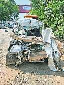 एक्सप्रेसवे पर खड़े ट्रक से कार टकराई, तीन दोस्तों की जान गई