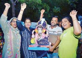 गणेशोत्सव को लेकर बप्पा की इको-फ्रेंडली मूर्तियों की बढ़ी मांग