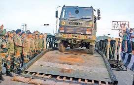 सेना ने 12 घंटे में बना दिया तवी पर 110 फीट लंबा पुल